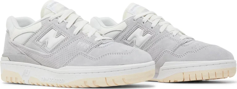 New Balance 550 - Rain Cloud Sea Salt