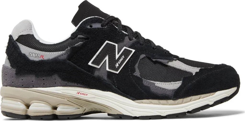 New Balance 2002R - Protection Pack - Black Grey