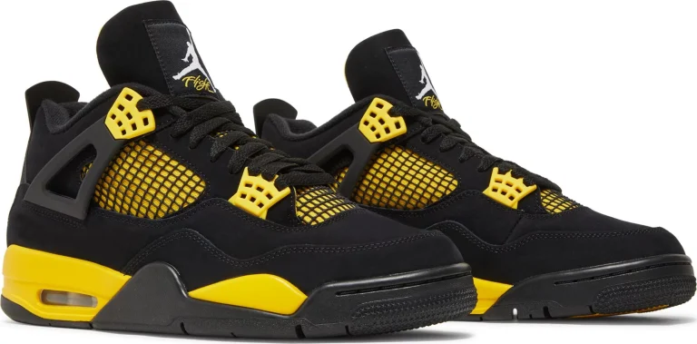 Air Jordan 4 Retro - Thunder