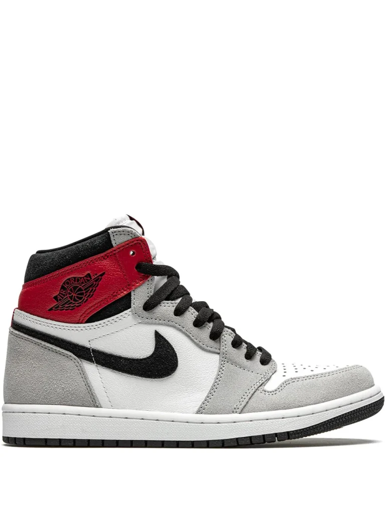 Air Jordan 1 High - Light Smoke Grey