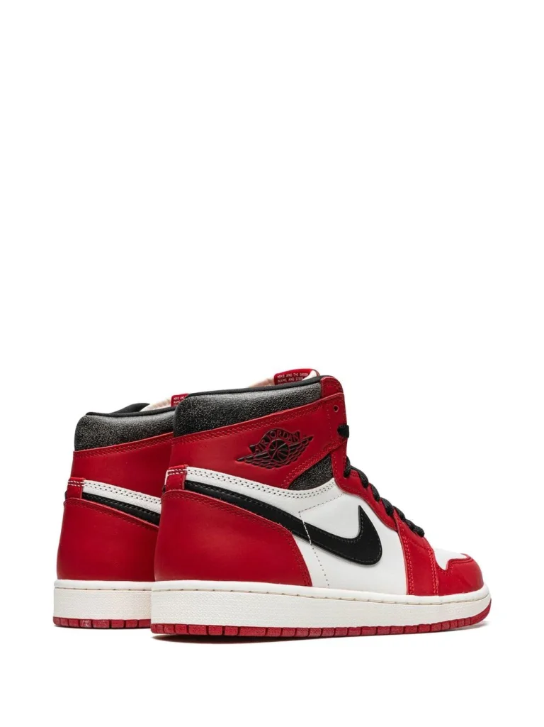 Air Jordan 1  High - Chicago Lost and Found