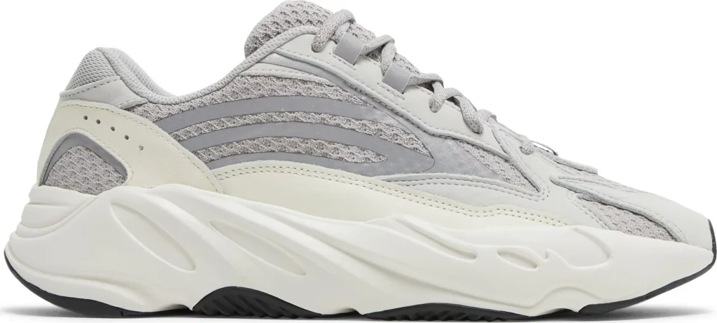 Yeezy Boost 700 - Static