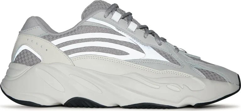 Yeezy Boost 700 - Static