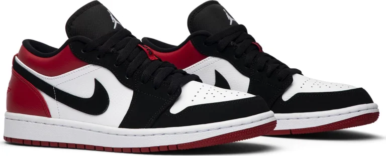 Air Jordan 1 Low - Black Toe