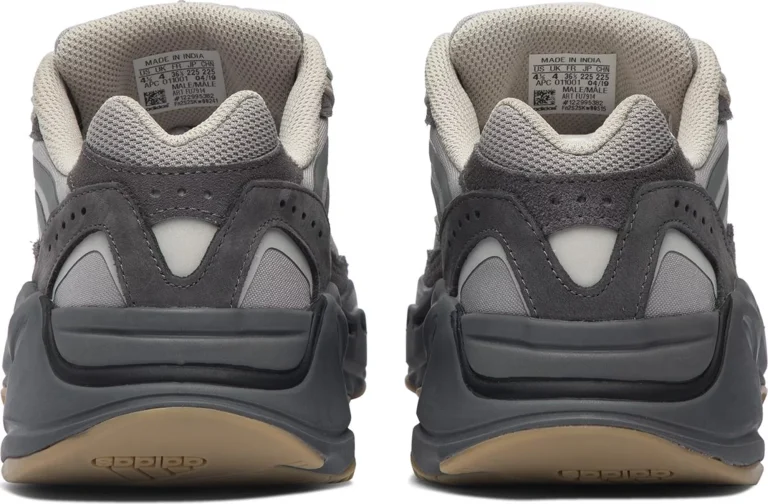 Yeezy Boost 700 - Tephra