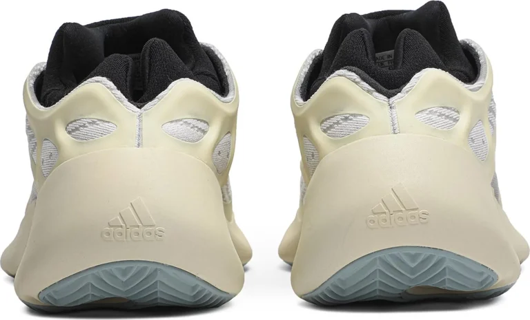 Yeezy 700 V3 - Azael