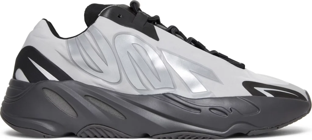 Yeezy Boost 700 - MNVN Metallic