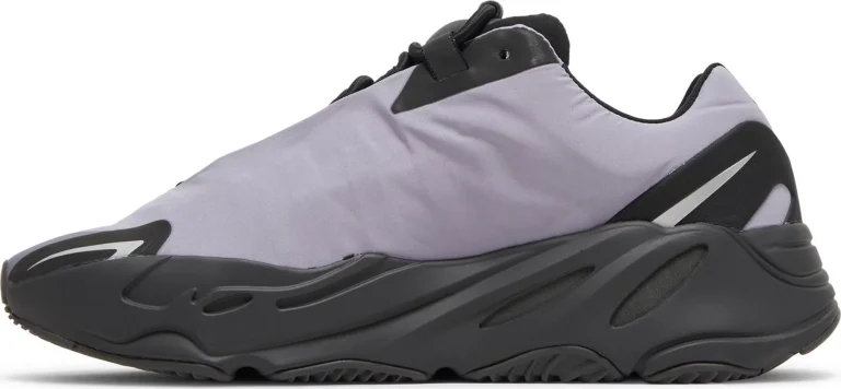 Yeezy Boost 700 - MNVN Geode