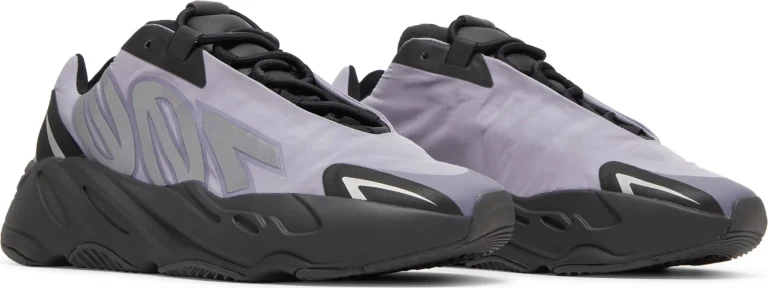 Yeezy Boost 700 - MNVN Geode