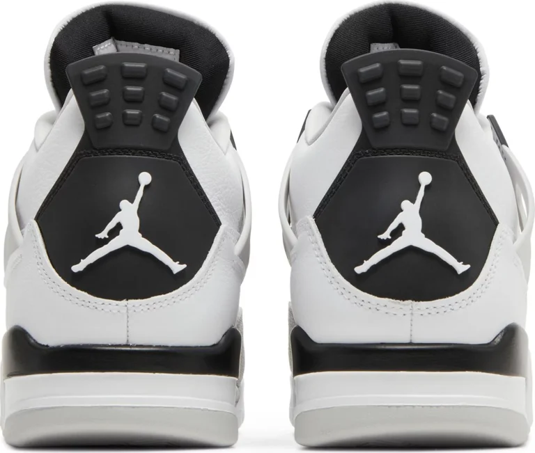 Air Jordan 4 Retro - Military Black