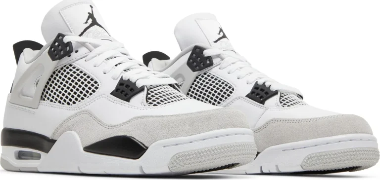 Air Jordan 4 Retro - Military Black