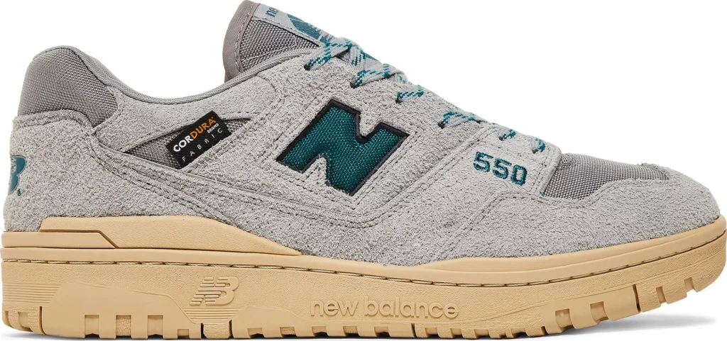New Balance 550 - Cordura - Grey Cream