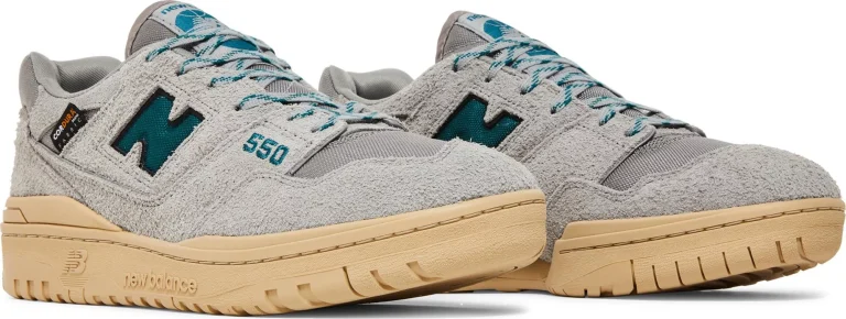 New Balance 550 - Cordura - Grey Cream