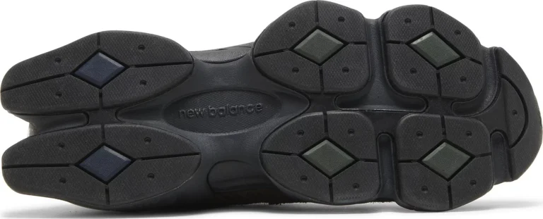 New Balance 9060 - Beef & Broccoli