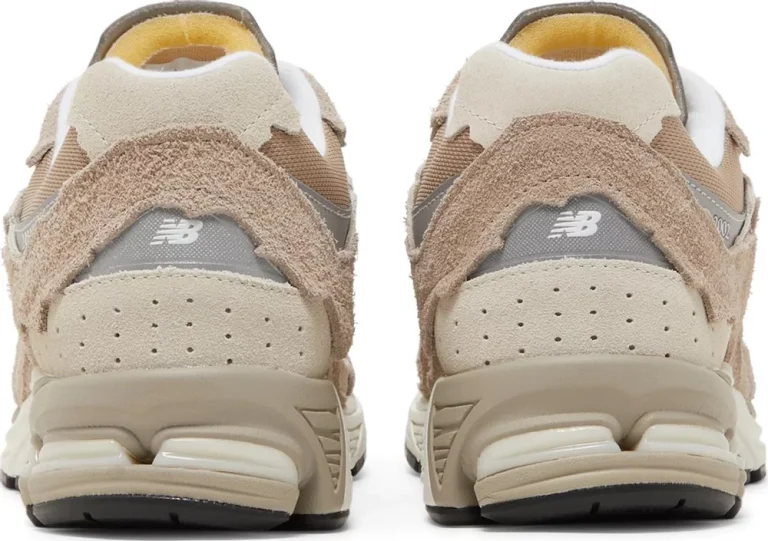 New Balance 2002R - Driftwood