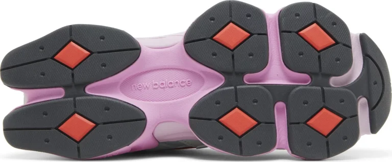 New Balance 9060 - Warped