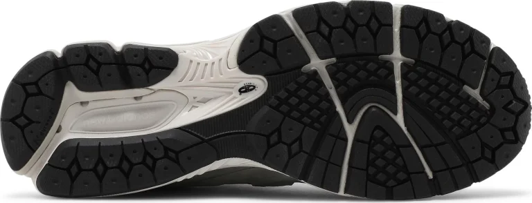 New Balance 2002R - Marblehead