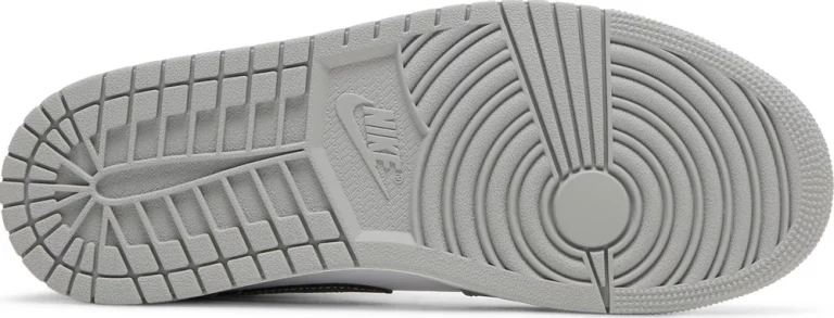 Air Jordan 1 Mid - Light Smoke Grey