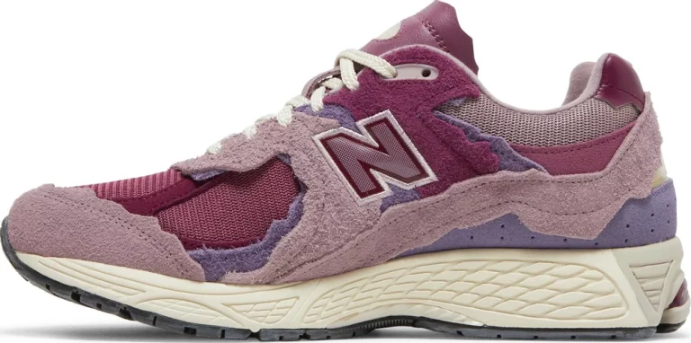New Balance 2002R - Pink