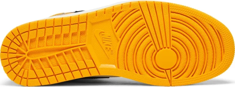 Air Jordan 1 High - Yellow Toe