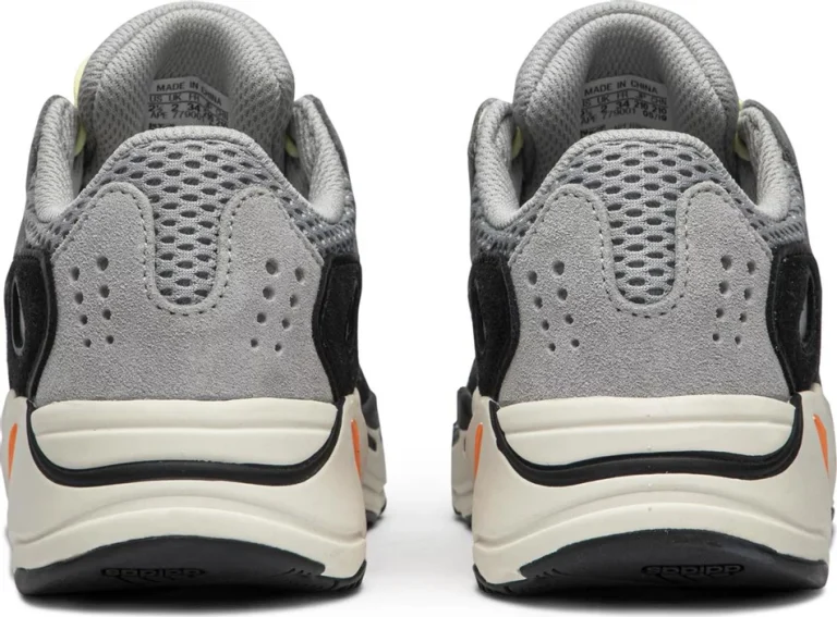 Yeezy Boost 700 Kids - Wave Runner