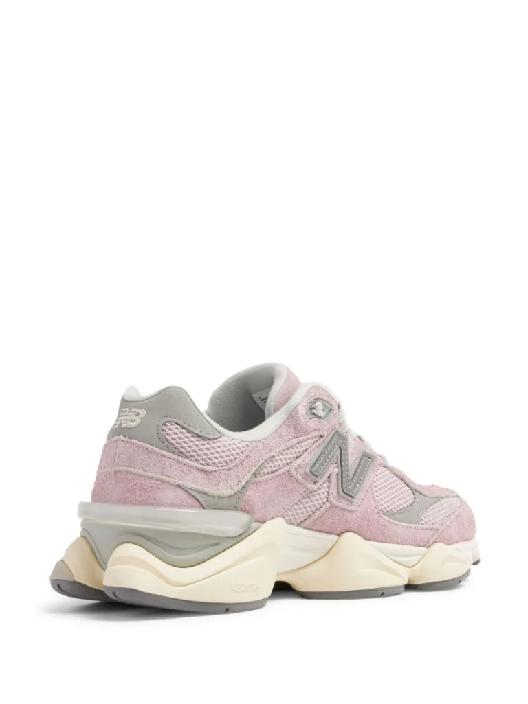 New Balance 9060 - Mesh & Suede