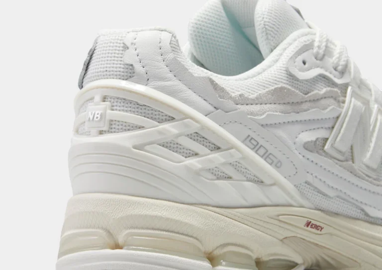 New Balance 1906 - Cream White