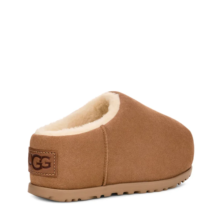 UGG Pumped Slide Chestnut