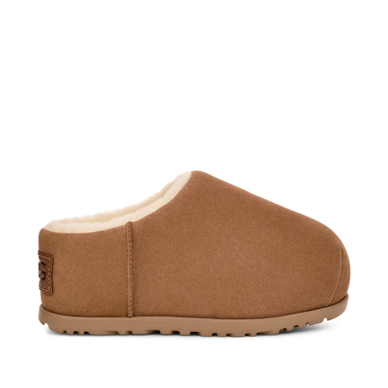 UGG Pumped Slide Chestnut
