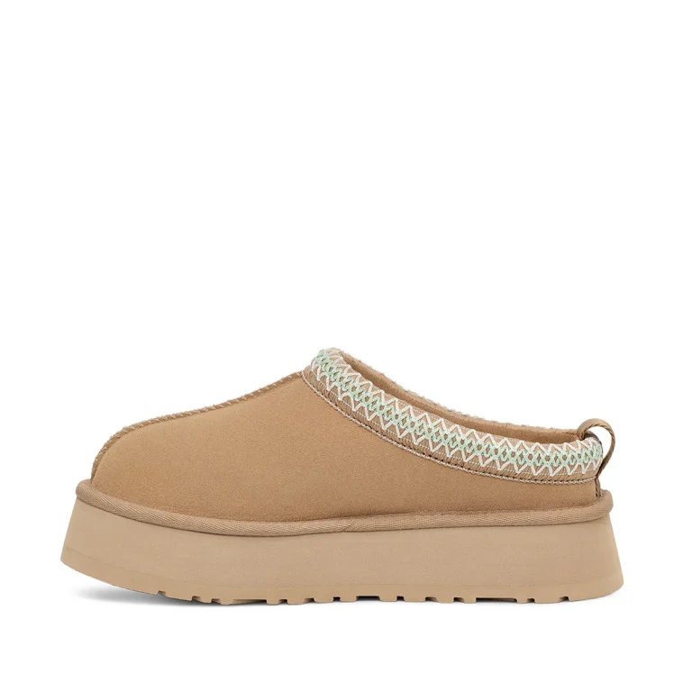 UGG Tazz Sand