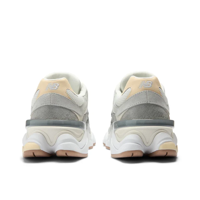 New Balance 9060 - Sea Salt Alma