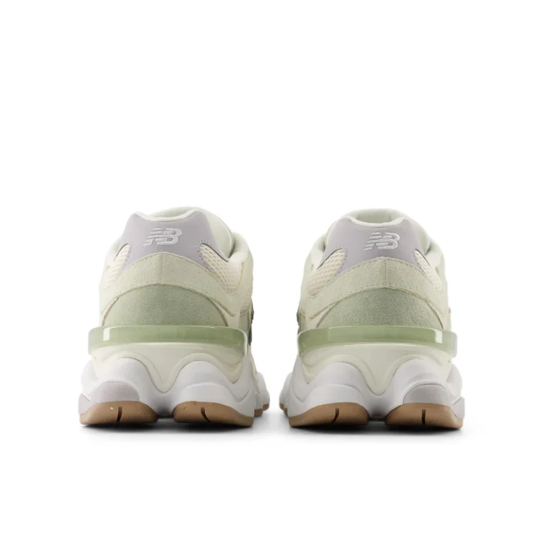 New Balance 9060 - Olive