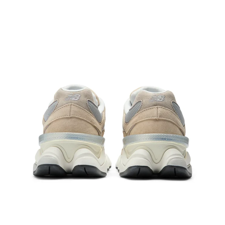 New Balance 9060 - Peach