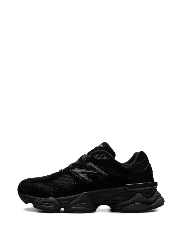 New Balance 9060 - Triple Black