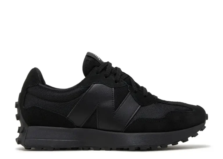 New Balance 327 - Triple Black