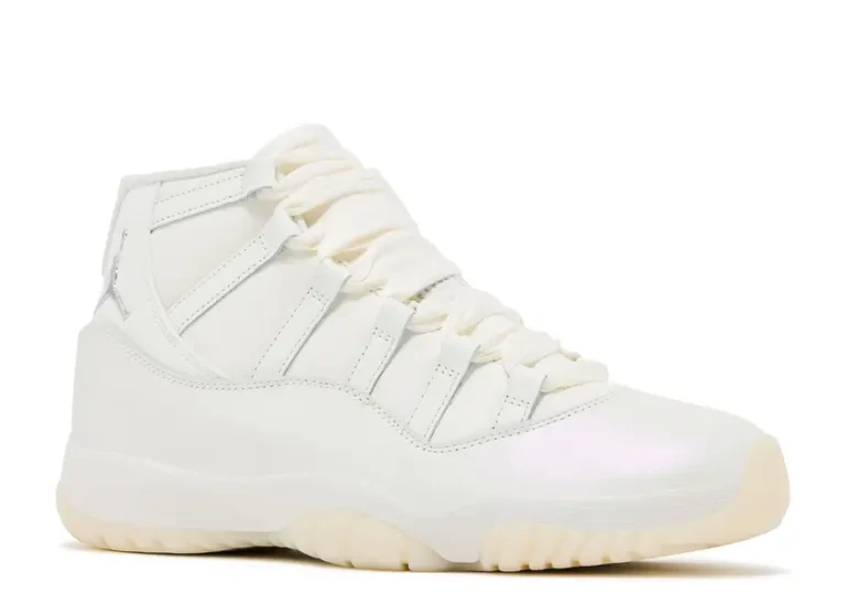 Air Jordan 11 Retro - Grand Finale