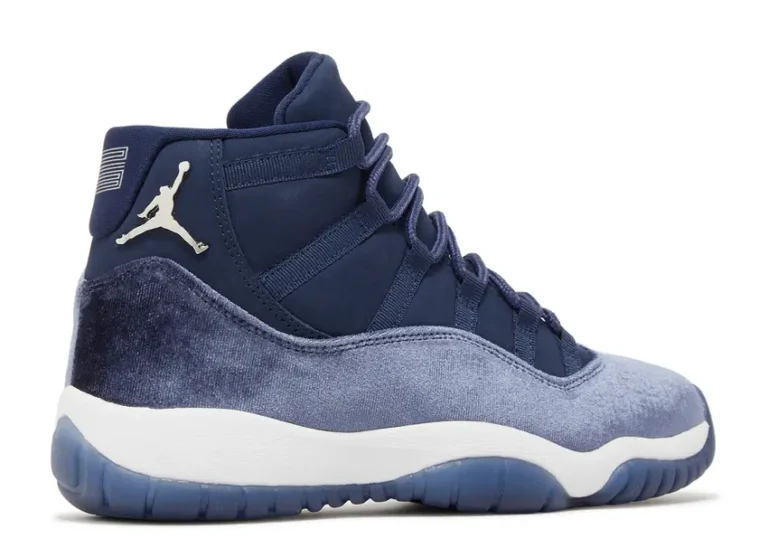 Air Jordan 11 Retro - Midnight Navy Velvet