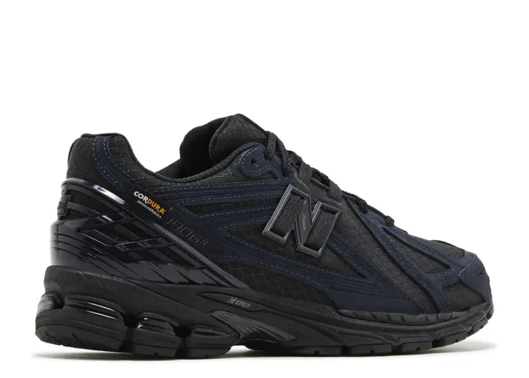 New Balance 1906 - Cirdyra Outerspace