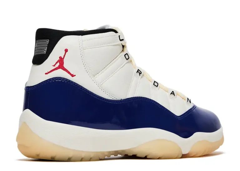 Air Jordan 11 - Rare Air