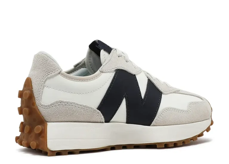 New Balance 327 - Moonbeam