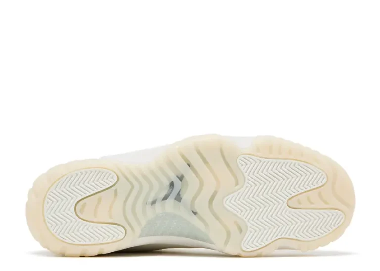 Air Jordan 11 Retro - Grand Finale
