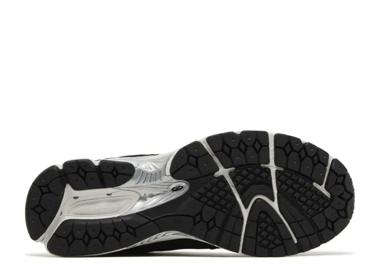 New Balance 1906 - Black White