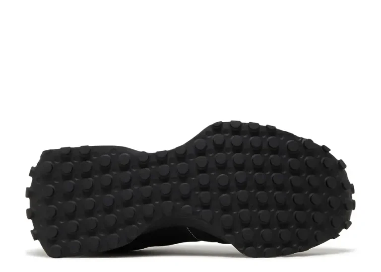 New Balance 327 - Triple Black
