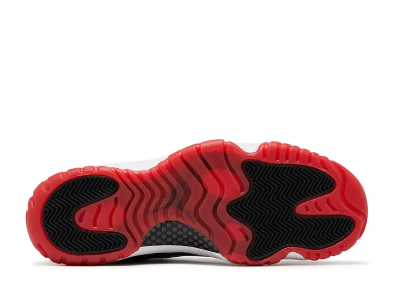 Air Jordan 11 Retro Low - Bred
