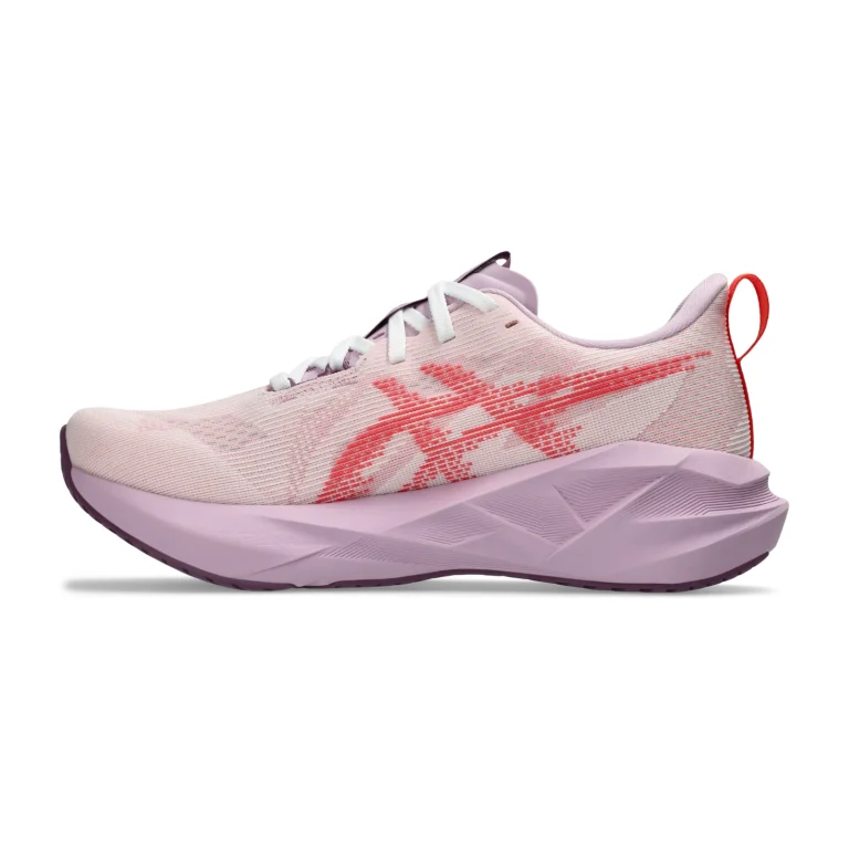 ASICS Novablast 5 - White Coral
