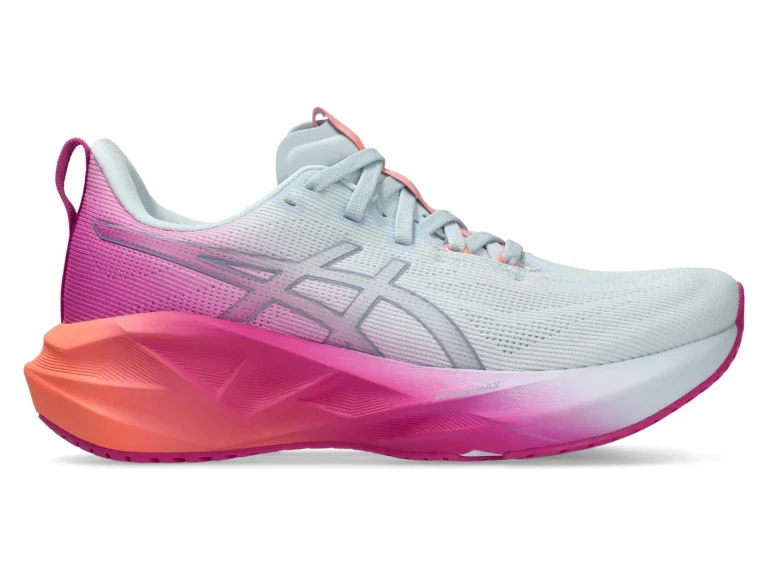 ASICS Novablast - Sky Digital