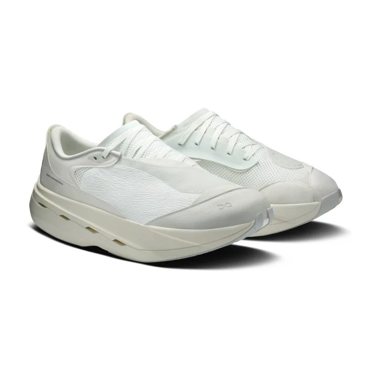 On Cloudboom Volt PAF - White Gale