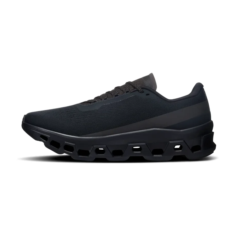 On Cloudmonster - Black
