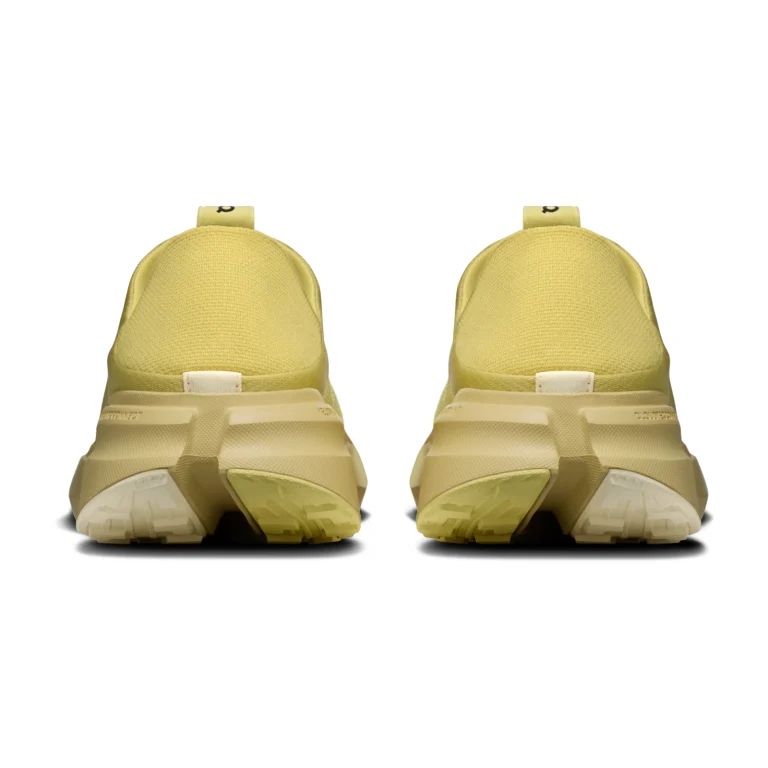 On Cloudsoma Moc - Acacia