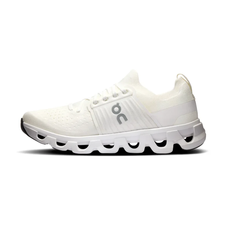 On Cloudswift 4 - White